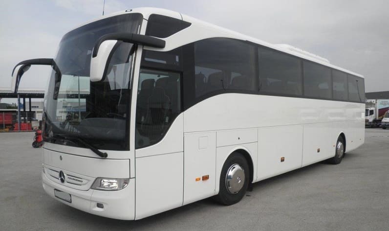 Lombardy: Bus operator in Pavia in Pavia and Italy
